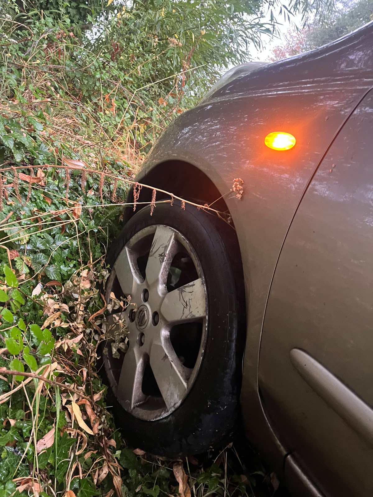 ANYTOW pull out recovery for a vehicle stuck in Oxford